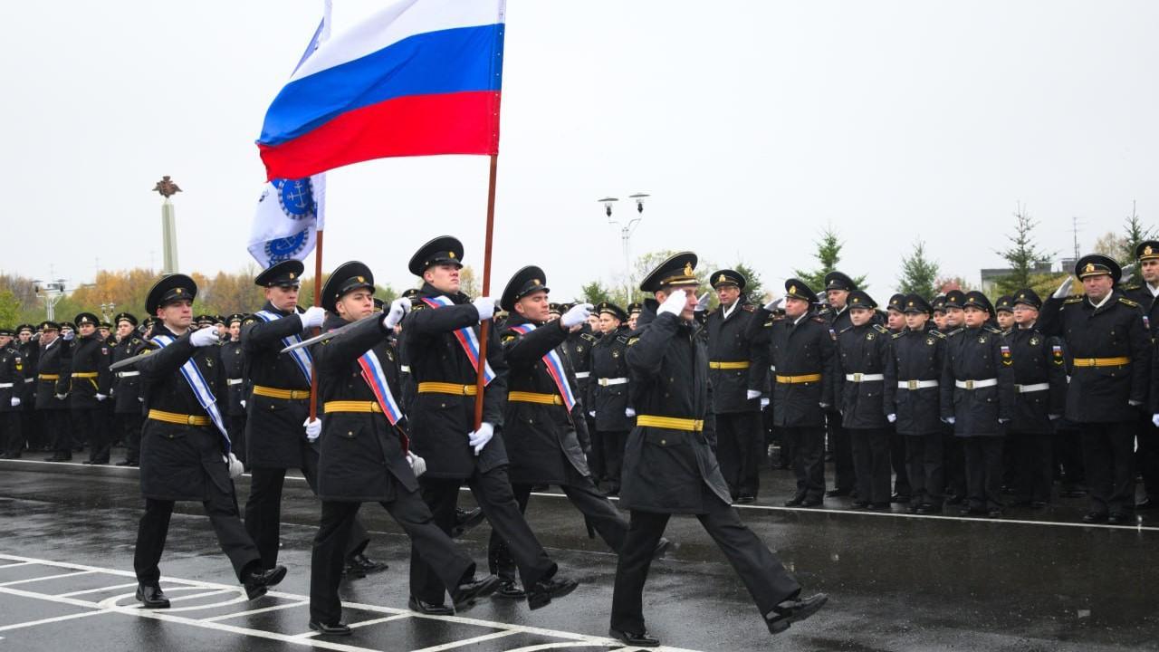К нахимовскому братству в Мурманске присоединились 99 новых курсантов